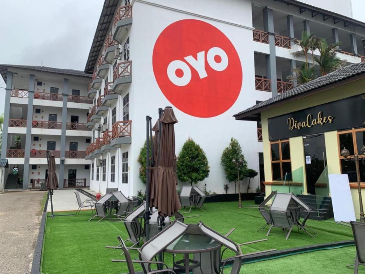 Super Oyo Capital O 90146 Alh Continental Resort Karak Bagian luar foto