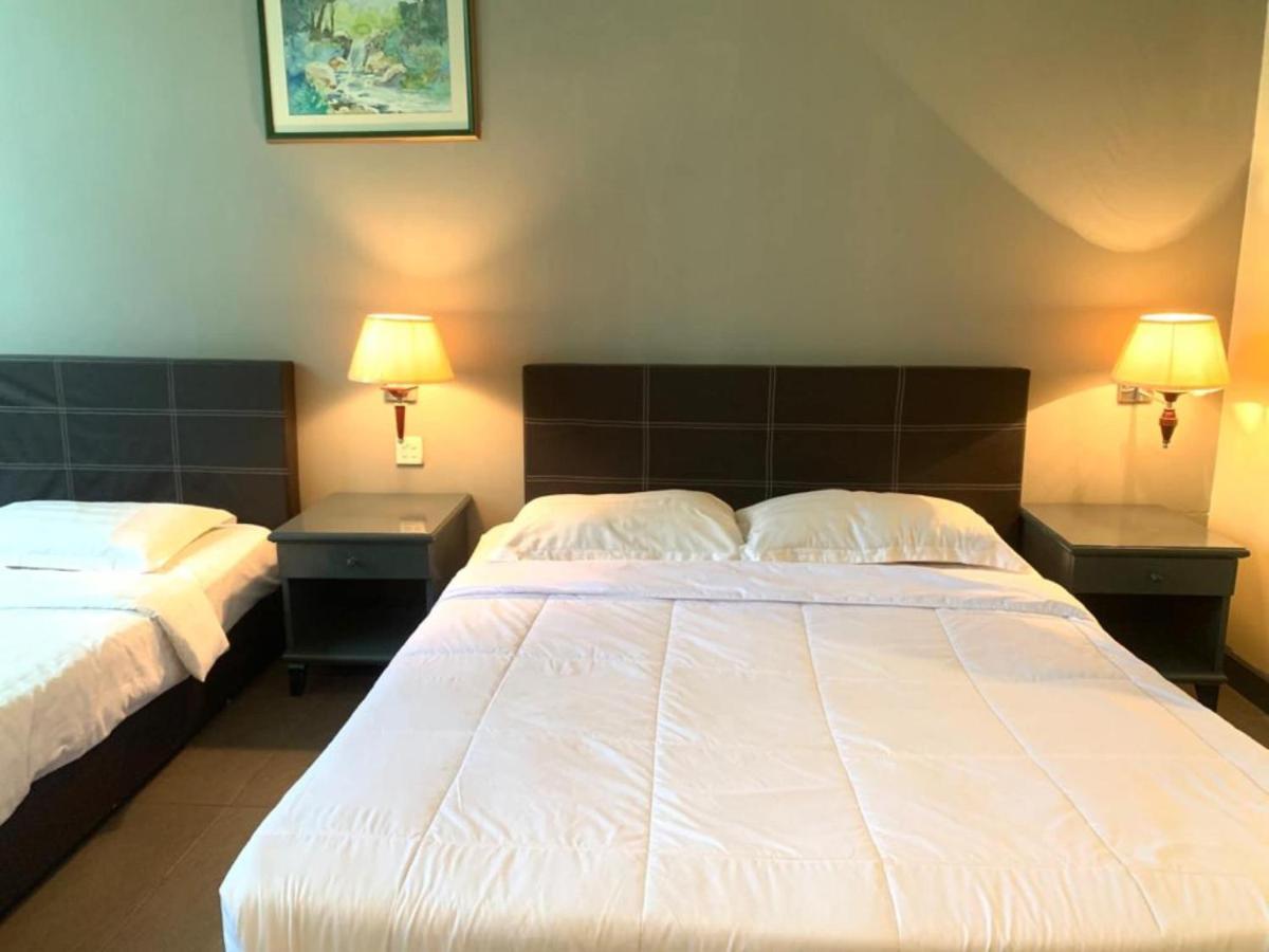 Super Oyo Capital O 90146 Alh Continental Resort Karak Bagian luar foto